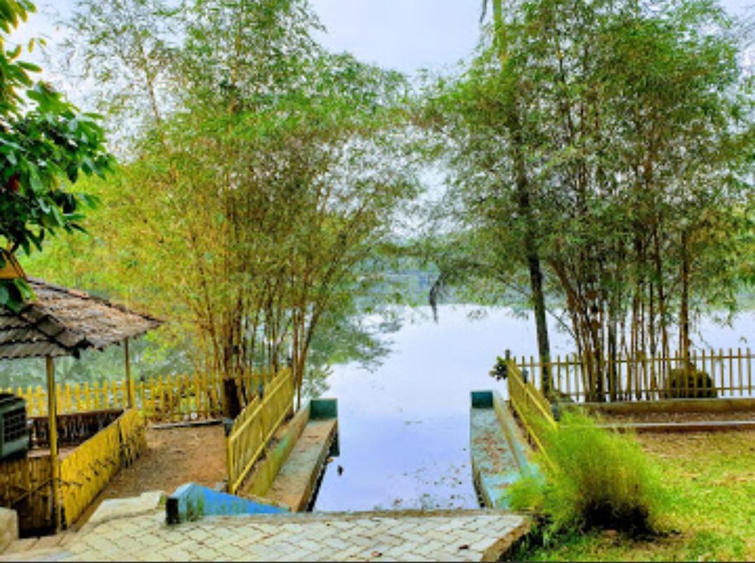 Sparrow Vale Resort Kotamangalam Exterior foto